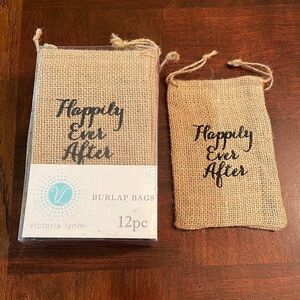 Victoria Lynn Happily Ever After Burlap Wedding 4 x 6in, 11 Pack Favor B…